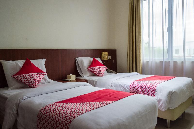 Aviari Hotel Batam Extérieur photo
